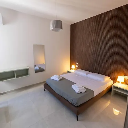 Swieqi 1bdr Luxury Penthouse With Jacuzzi דירה *