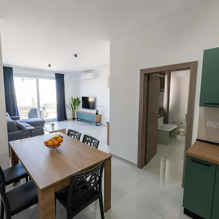 Apartament Swieqi 1bdr Luxury Penthouse With Jacuzzi
