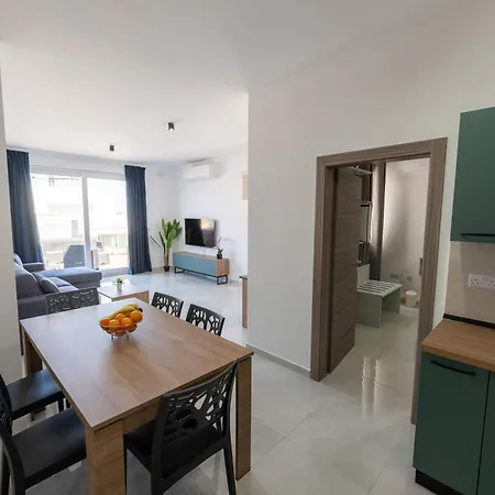 Swieqi 1bdr Luxury Penthouse With Jacuzzi Is-Swieqi